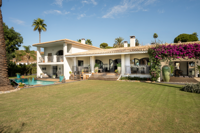 Villa for sale in Paraiso Alto