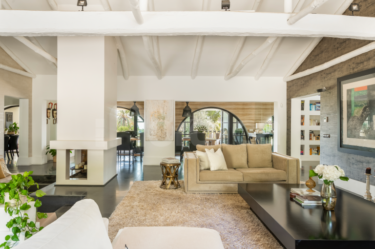 Villa for sale in Paraiso Alto