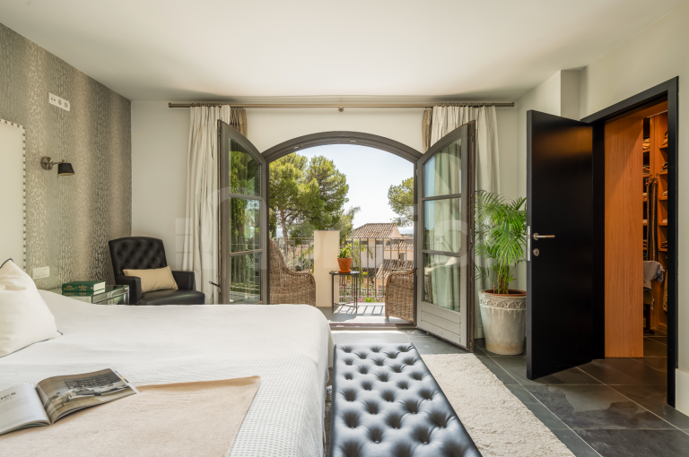 Villa for sale in Paraiso Alto