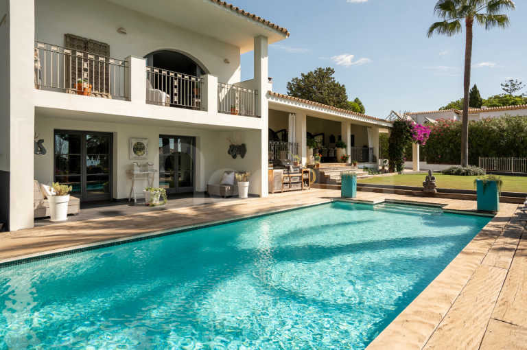 Villa for sale in Paraiso Alto