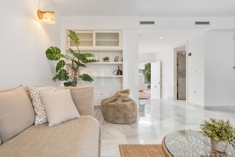 Reihenhaus zu verkaufen in Los Naranjos de Marbella