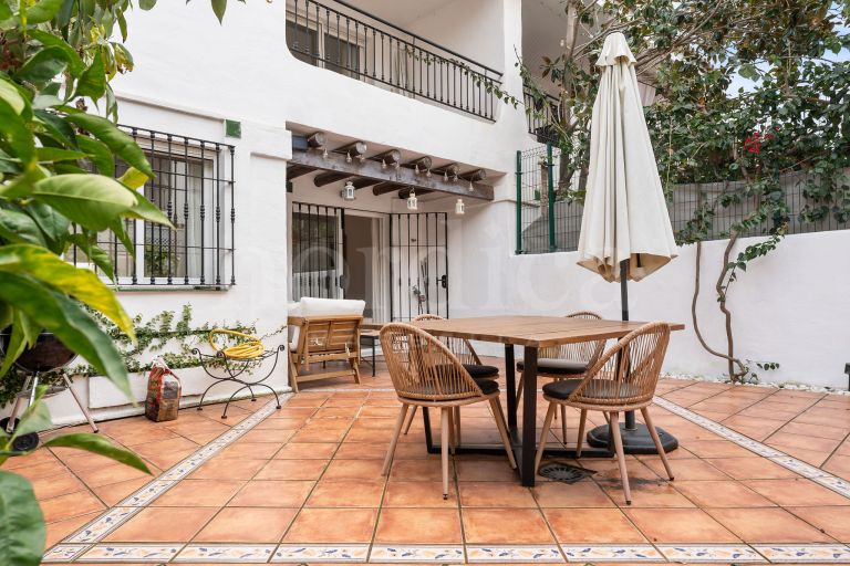 Reihenhaus zu verkaufen in Los Naranjos de Marbella