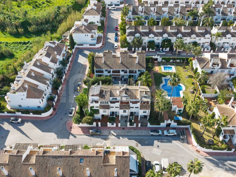 Town House for sale in Los Naranjos de Marbella