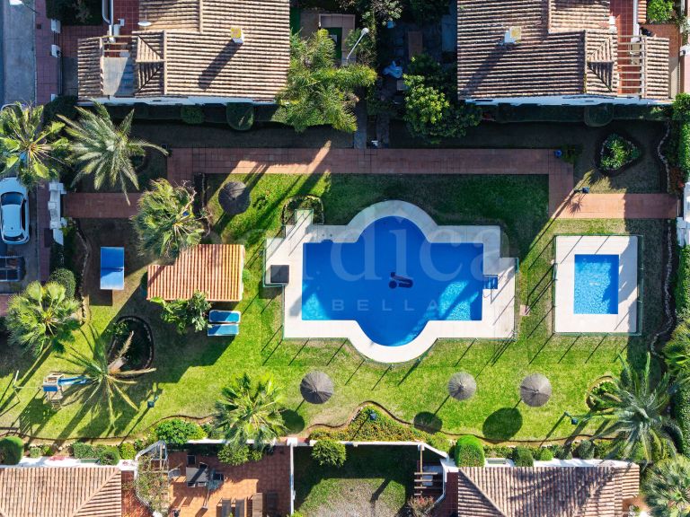 Reihenhaus zu verkaufen in Los Naranjos de Marbella