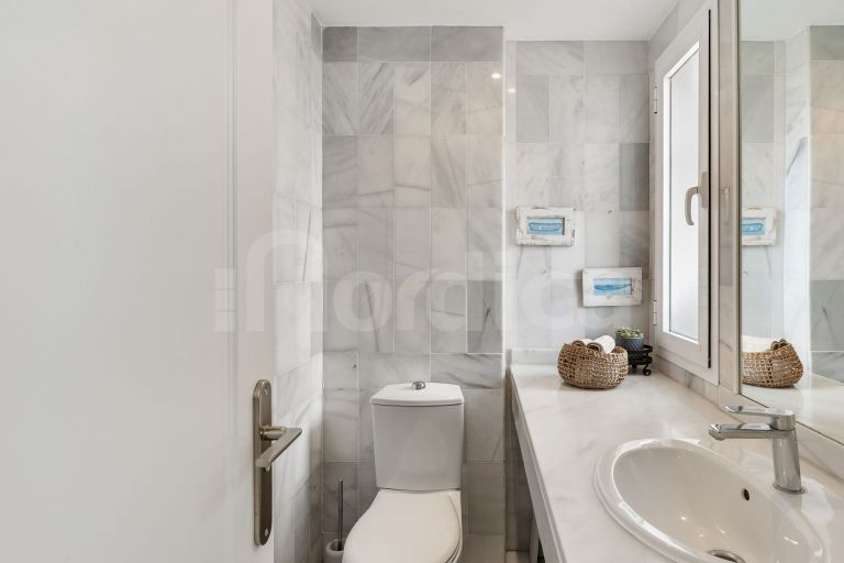 Adosado en venta en Los Naranjos de Marbella