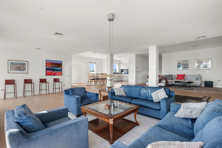 Wohnung zu verkaufen in Royal Gardens