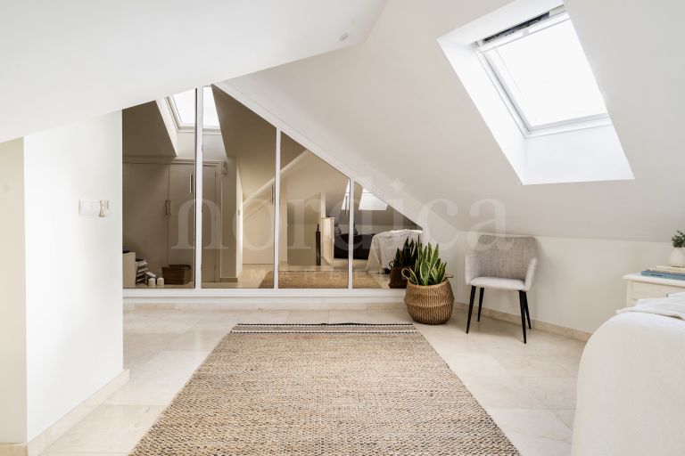 Zweistöckiges Penthouse zu verkaufen in