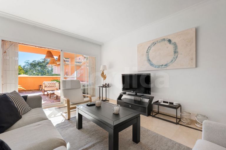 Ground Floor Duplex for sale in Andalucia Alta