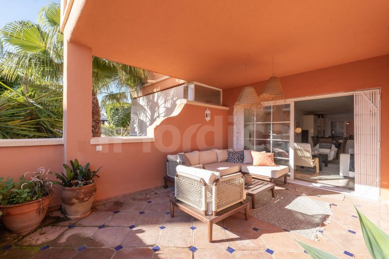 Ground Floor Duplex for sale in Andalucia Alta