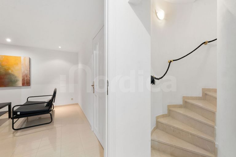 Ground Floor Duplex for sale in Andalucia Alta