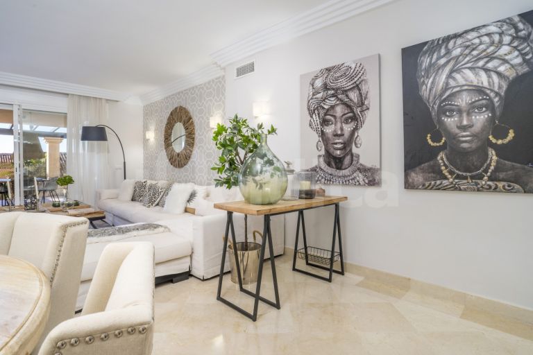 Ground Floor Apartment for sale in Albatross Hill