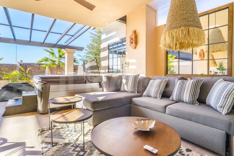 Ground Floor Apartment for sale in Albatross Hill