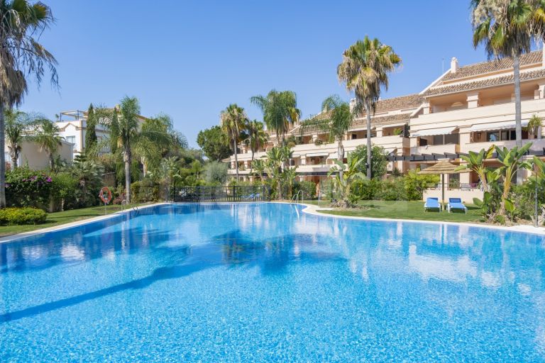 Ground Floor Apartment for sale in Albatross Hill