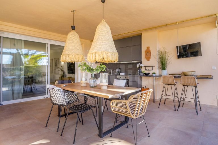 Ground Floor Apartment for sale in Albatross Hill