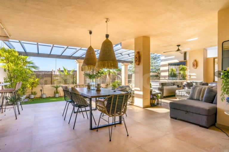 Ground Floor Apartment for sale in Albatross Hill