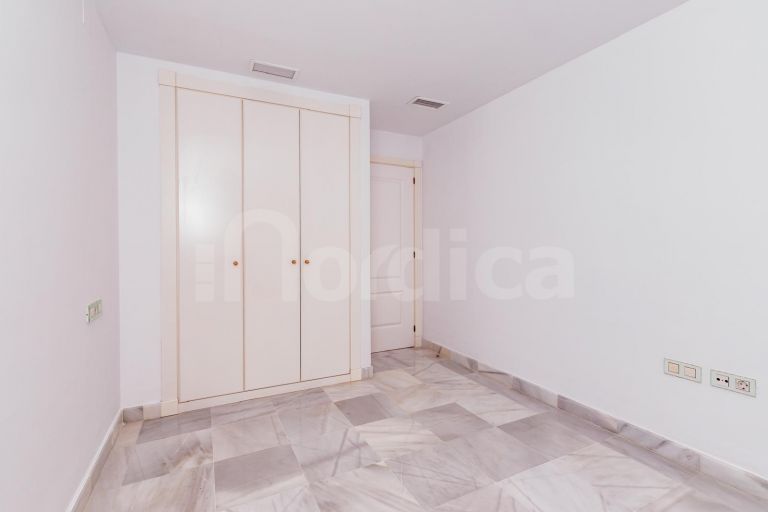 Lägenhet till salu i Hacienda del Sol