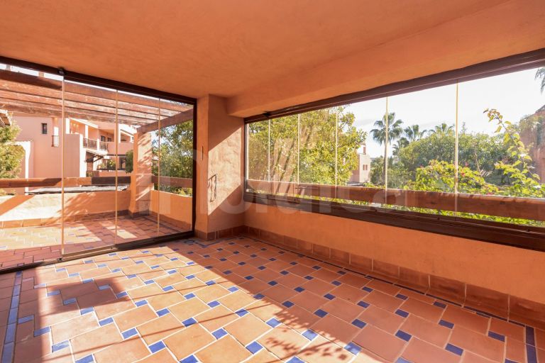 Lägenhet till salu i Hacienda del Sol