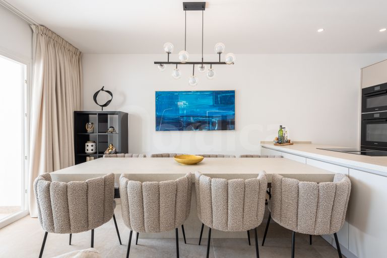 Town House for sale in Aloha Gardens