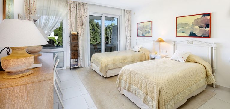 Atico Duplex en venta en Los Granados Golf