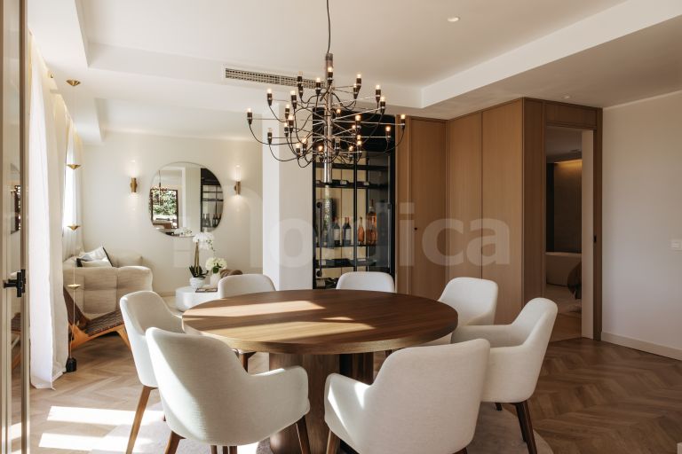 Triplex en venta en Medina de Banús