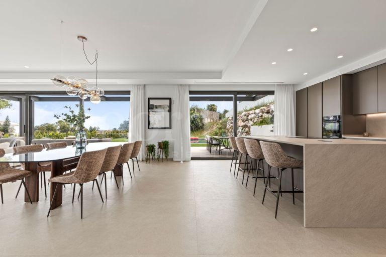 Villa neuve moderne clé en main orientée plein sud