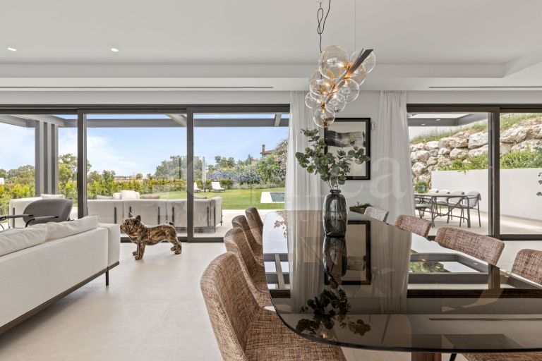 Villa neuve moderne clé en main orientée plein sud