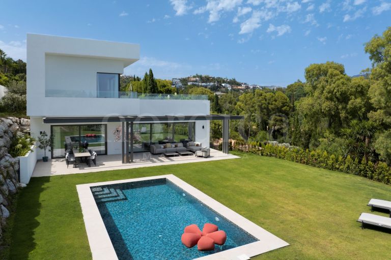 Villa neuve moderne clé en main orientée plein sud