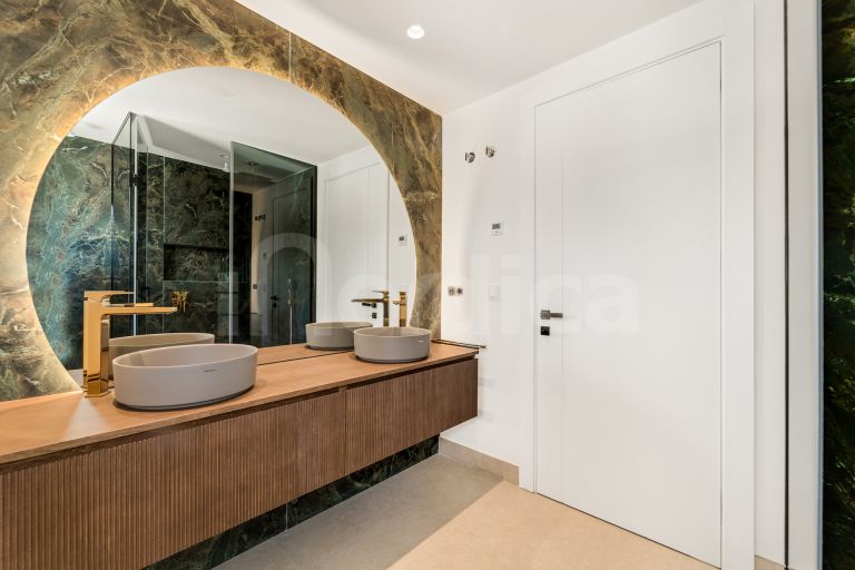 Radhus till salu i El Velerin