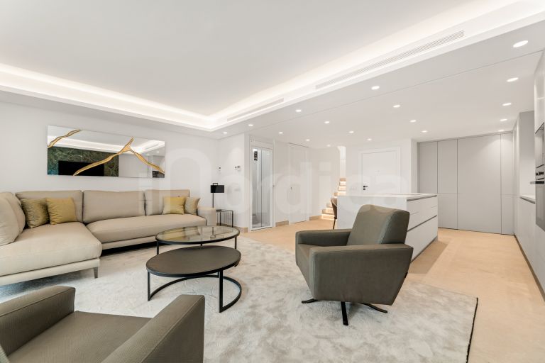 Radhus till salu i El Velerin