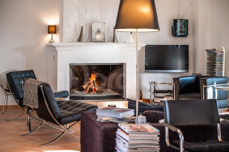 Villa zu verkaufen in