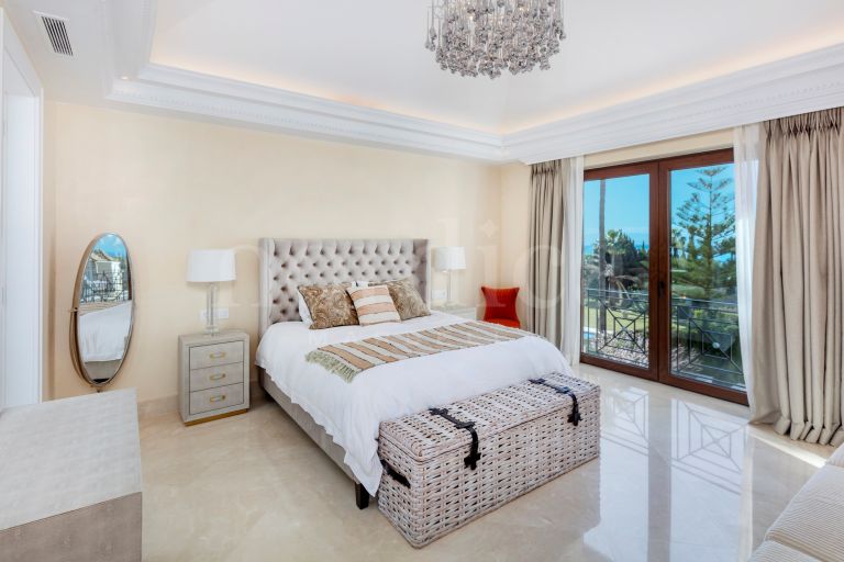 Villa for sale in Sierra Blanca