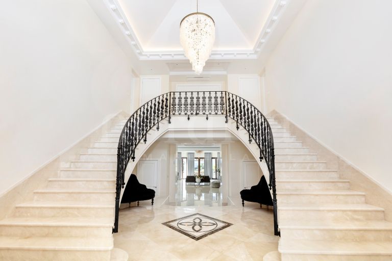 Villa for sale in Sierra Blanca