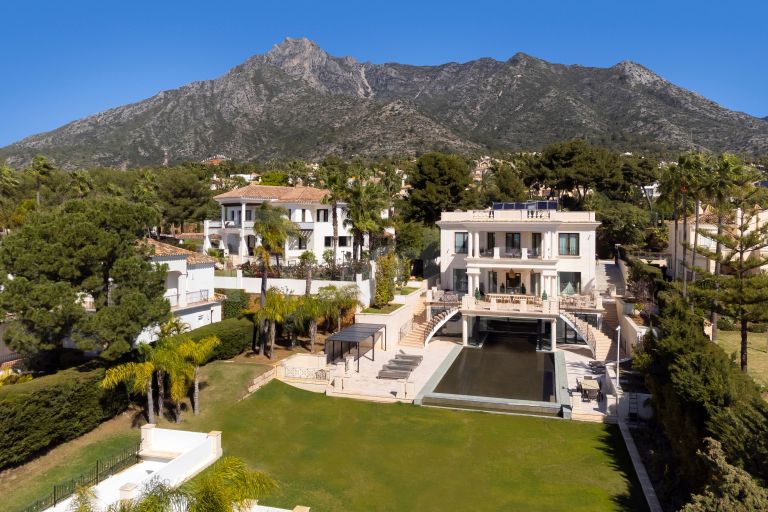 Villa en venta en Sierra Blanca