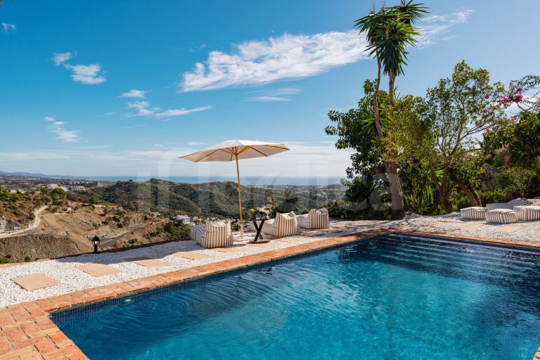 Villa for sale in El Madroñal