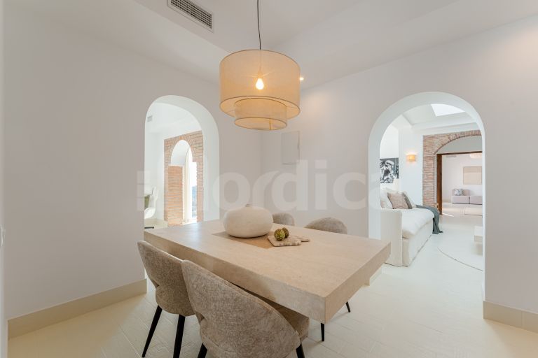 Villa for sale in El Madroñal