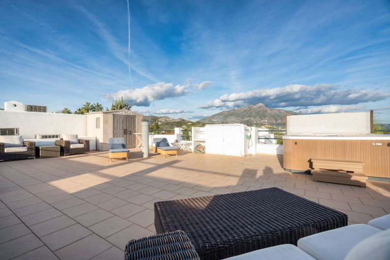 Duplex Penthouse for sale in La Quinta