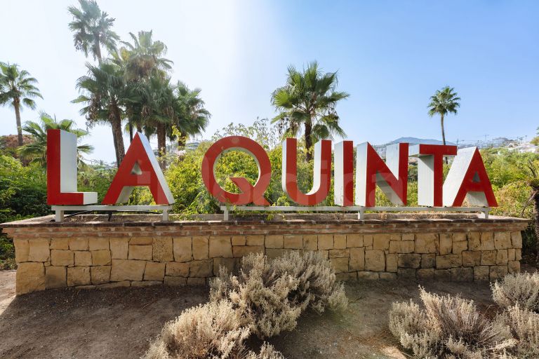 Duplex Penthouse for sale in La Quinta