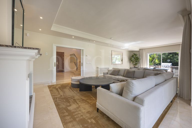 Villa en primera línea de golf en La Reserva de la Quinta