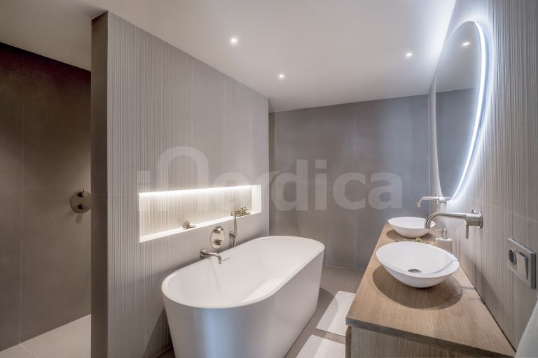 Ground Floor Apartment for sale in Palacetes Los Belvederes