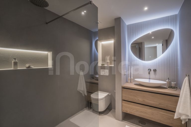 Ground Floor Apartment for sale in Palacetes Los Belvederes