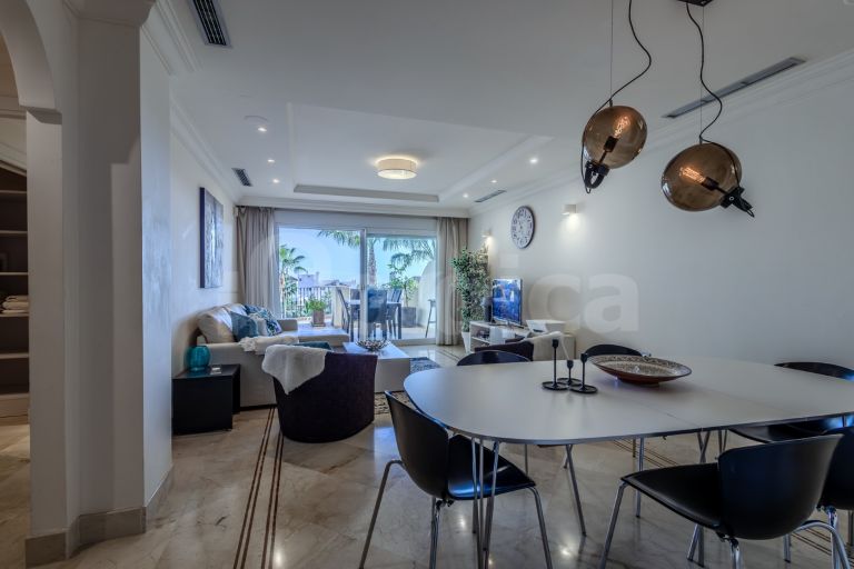 Apartment for sale in Aloha Hill Club