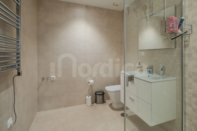 Apartment for sale in Aloha Hill Club