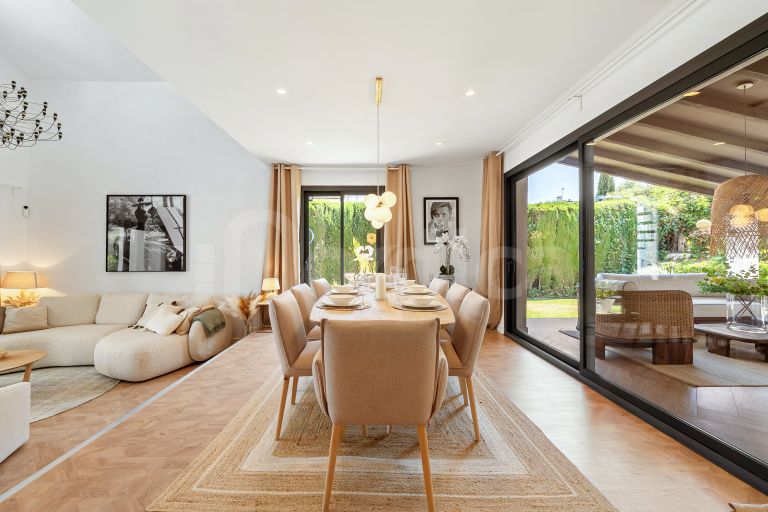 Villa for sale in Marbella Country Club