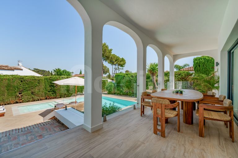 Villa for sale in Marbella Country Club