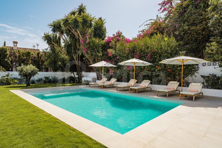 Villa zu verkaufen in Rocio de Nagüeles