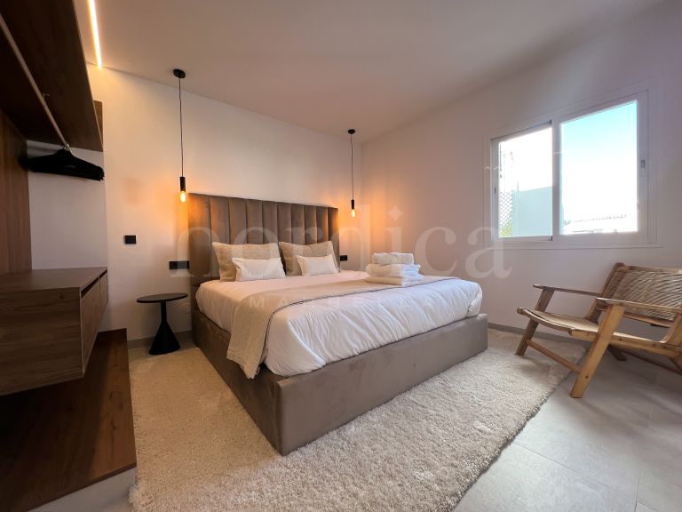 Duplex Penthouse in Aloha Gardens