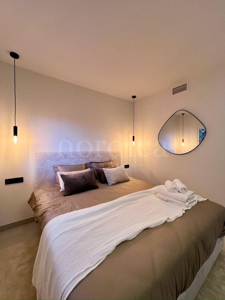 Duplex Penthouse in Aloha Gardens