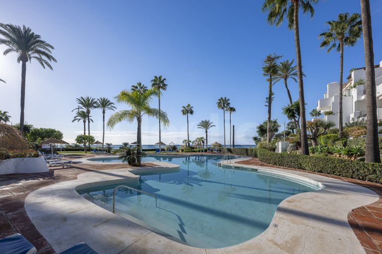 Appartement rez de chaussée a vendre à Alcazaba Beach