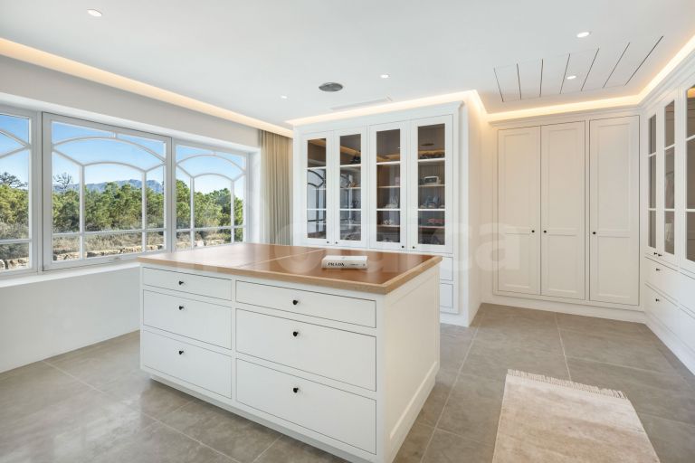 Villa for sale in Marbella Club Golf Resort