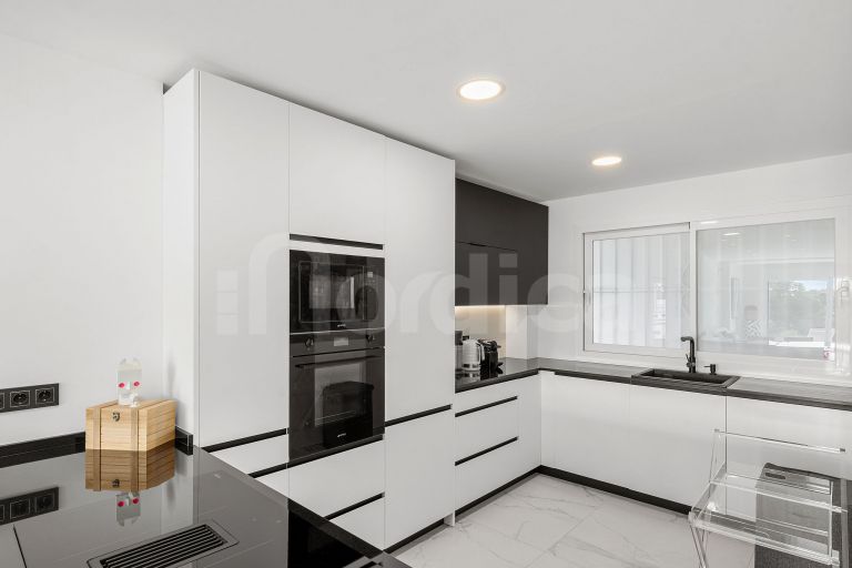 Ground Floor Apartment for sale in La Rinconada